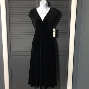 Maggy L Black midi velvet feel S4